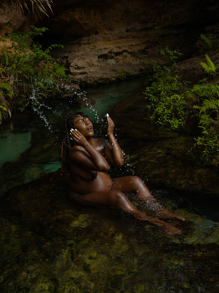 “Transcendence” - Celebrating the Transformative Power of Motherhood through Movement of the Pregnancy Cycle