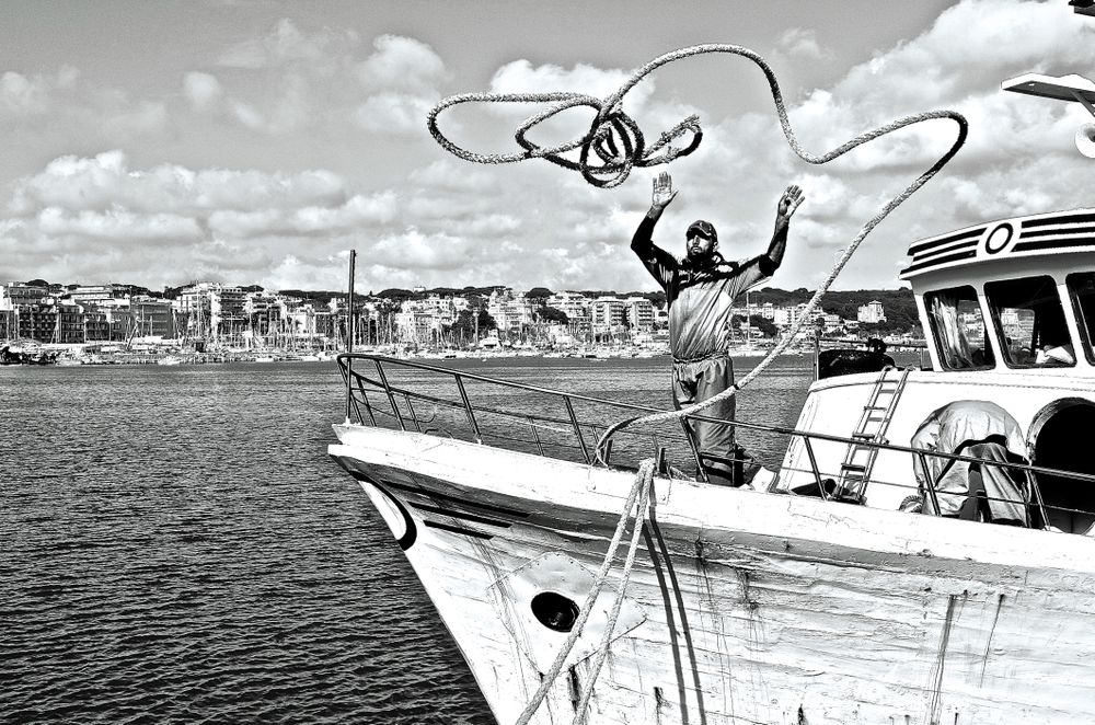 Anzio harbor reportage
