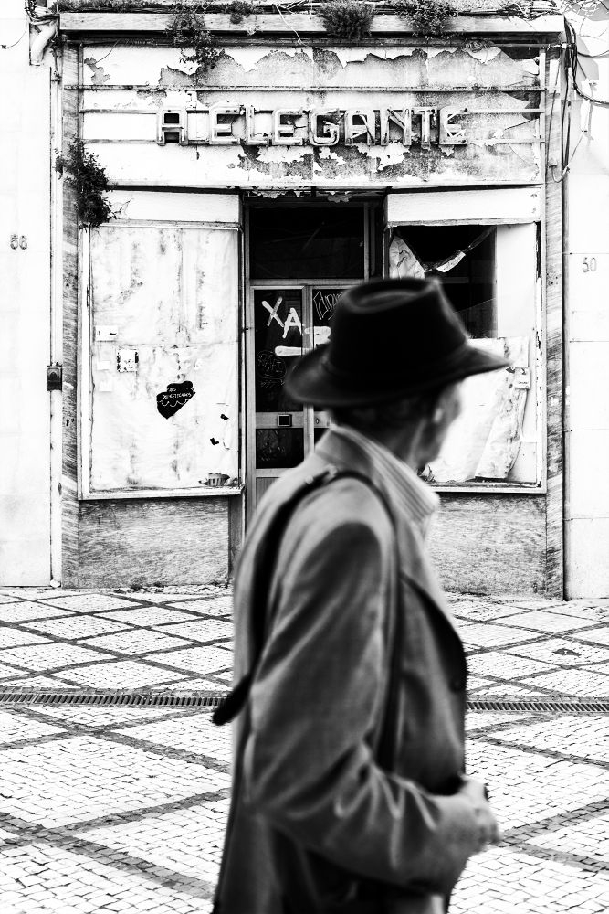 A Elegante