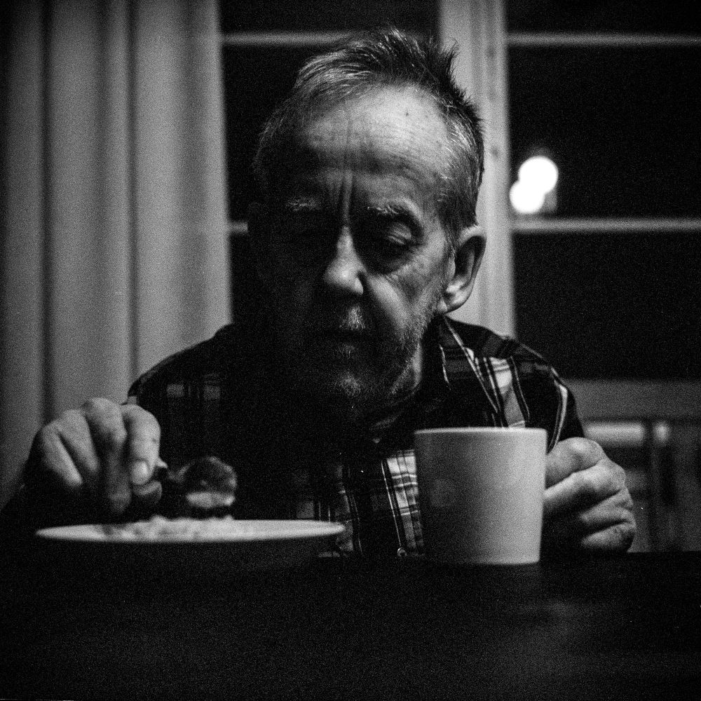 My dad drinks coffee