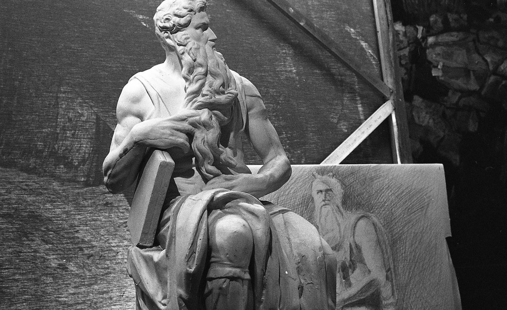 Debbie Bentley In Ning Hou's Studio LensCulture