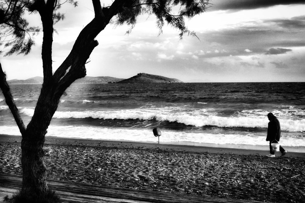 Wanderings in black and white