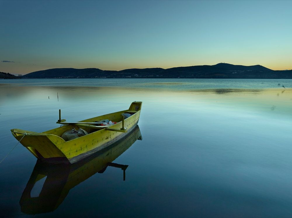 Lake Boats