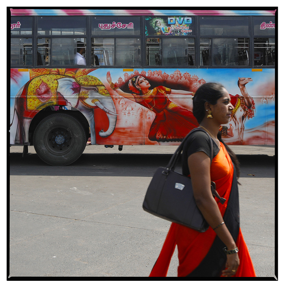 Colours Unlimited – The Bus Art of Tamil Nadu