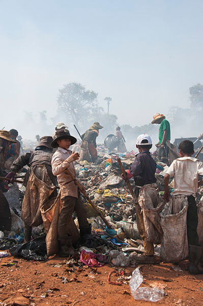 Dwellers of a Cambodian rubbish site