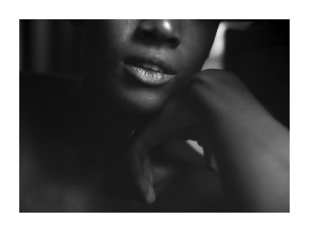 Women_Submission_Black&WhitePhotography
