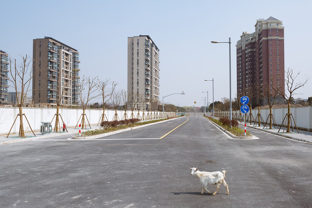 Shanghai, (Yangpu District), 2016 / 2018. 34 x 52 Inches Archival Pigment Print © Daniel Postaer