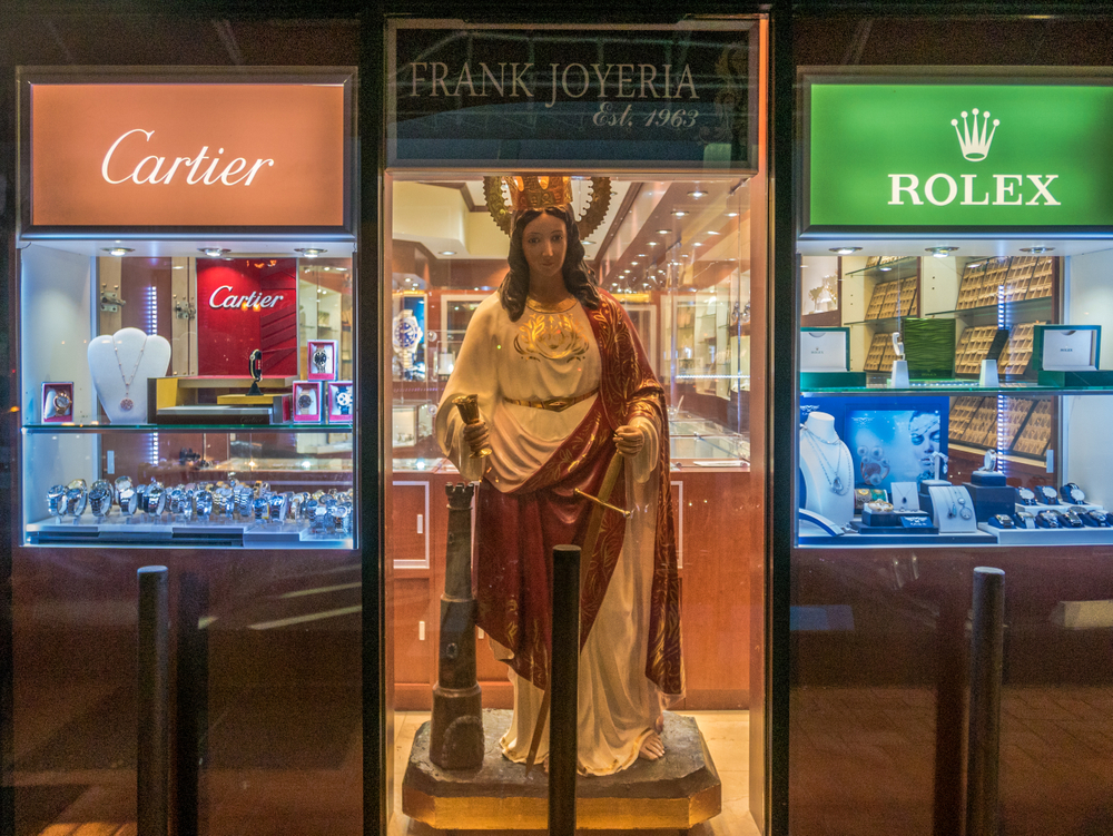 Urban Shrines: Religious Offerings in Miami’s Metropolitan Landscape (2015-2020)