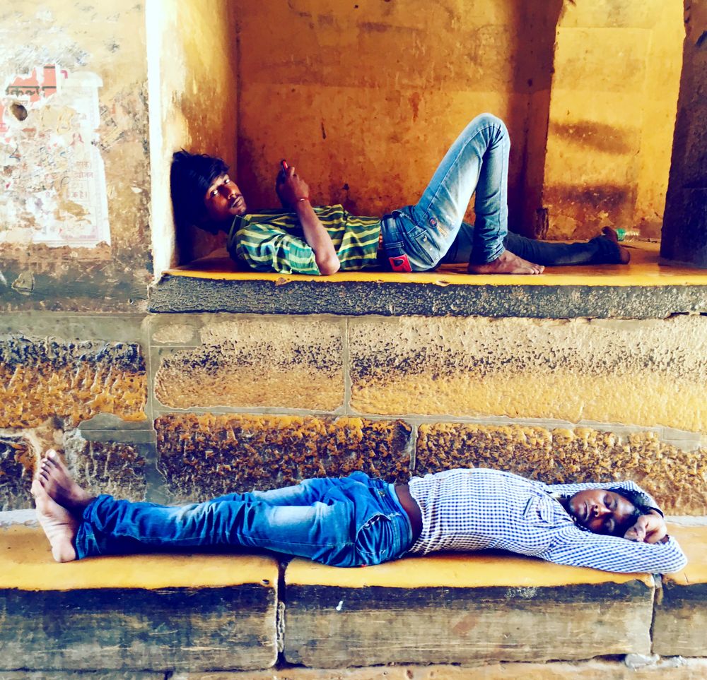 Rajasthanis 