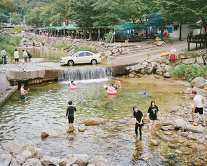 Baekun Valley, 2017