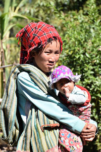 Young mum in Kalaw Village