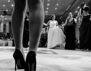 Tradition Bridal dance and stiletto high columns.