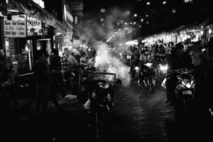 Analog people in a digital world, Streets of Vietnam