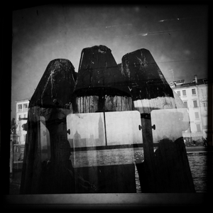 Three fingers - Venice