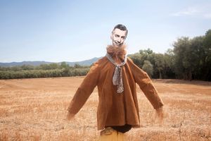 SCARECROWS, CLARK GABLE