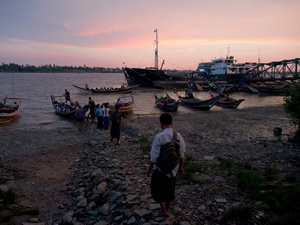 Evening at Yangon´s Harbour