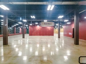 Orchard Supply Hardware - Chapter 11 - Los Angeles, CA, USA