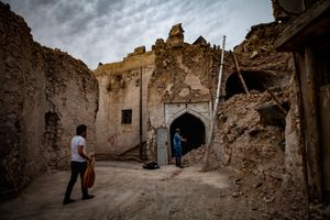 Music in the middle of the ruins.