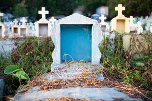 Empty Niche, Wireless Cemetery