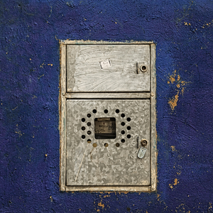From the series ElectriCity/Della serie ElettriCittà.