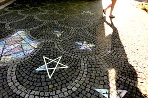 "STREET STARS"