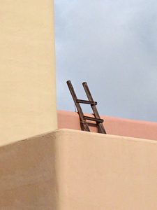 pueblo ladder
