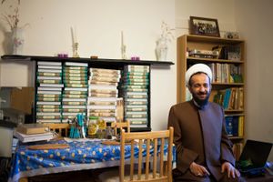 Iranian living room in London,Haj Mohammad Hossein Mottaghi,University lecturer