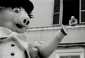 "@ @ A STREET STORY: PEPPA PIG and...CARNIVAL...@ @"