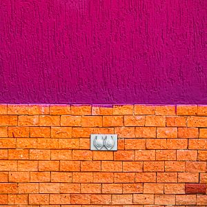 Eyes closed./ Occhi chiusi.