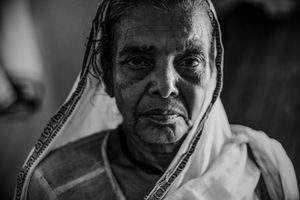 All Women’s Conference ashram. White is considered a “non colour”, symbol of nullity. For these reason it’s the colour imposed to the widows.