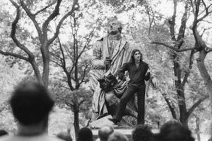 Magician, Central Park.