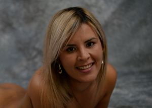 Brasileira Erica 2