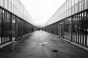 After a system of gates the male sector is organized with several blocks along a main space used by the police as a “safety zone” in order to control the prisoners. During the night all blocks are closed till the next morning. Ponte Galeria, Rome.