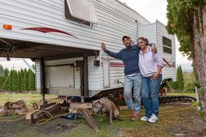 Steve & Mairleen lookling for work in Washington state. ©David Gardner