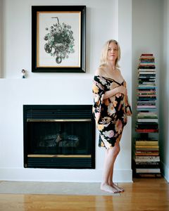 Elizabeth, 30 x 40 inches, c-print, 2014       © Marisa Portolese