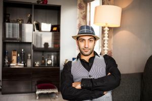 Iranian living room in London,Ariyan Shayesteh, DJ