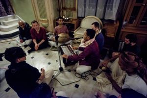 Kirtaniyas who perform at the festival itself, also take turns leading Kirtans in the temple room.