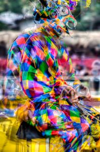 CLOWN MASQUERADE