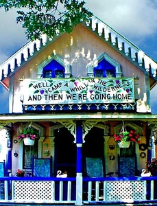 Oak Bluffs Cottage
