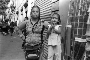 Mexico City, 2012 © Peter Kayafas
