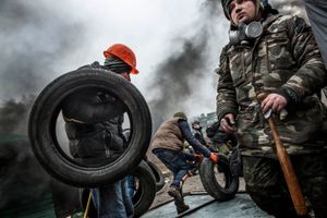 Behind Kiev's barricades_35