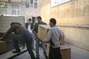 People of Kermanshah while preparing donations to send the to the region