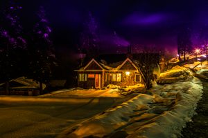 Hues of the dark snowscape