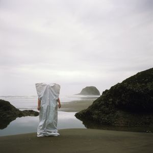 Behind Your Back © Heather Oelklaus