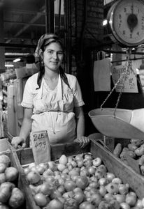 Woman selling onions, Essex Street Market