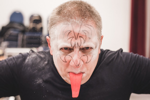 Kiss Lickss
