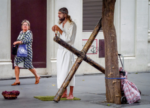 Jesus takes time for a roll-up