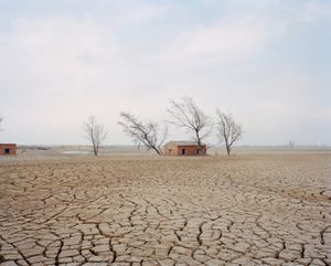 Somewhere beside the water10