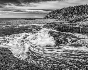 Swirl Wave, View to Otter Point