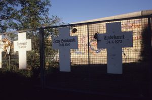 Tribute graves to the failed crossings over the Berlin Wall